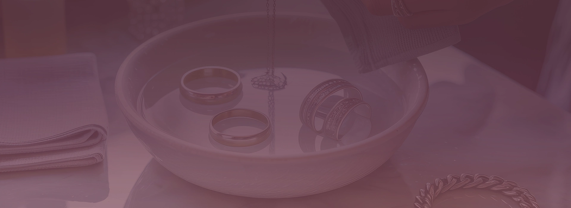 Soins et restauration des métaux et pierres précieuses
